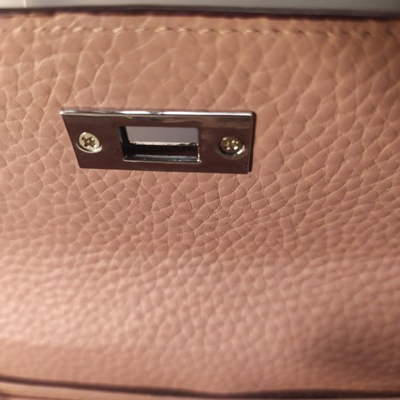 Blush Pink Wallet - Picture 4 of 7